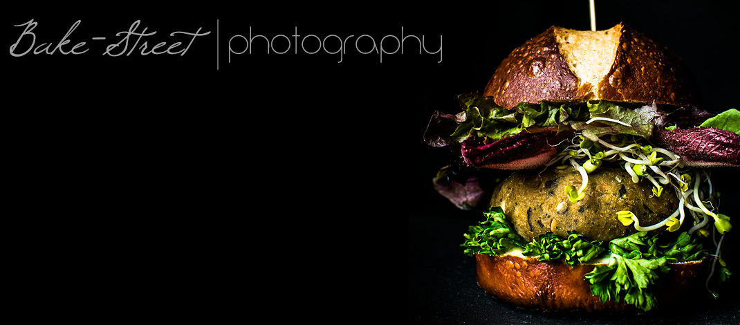 Hamburguesa de berenjena y quinoa con pan de bretzel
