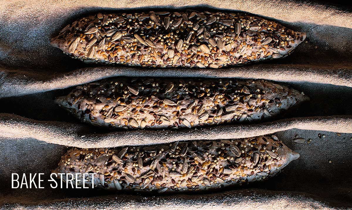 Whole wheat mini baguettes with seeds