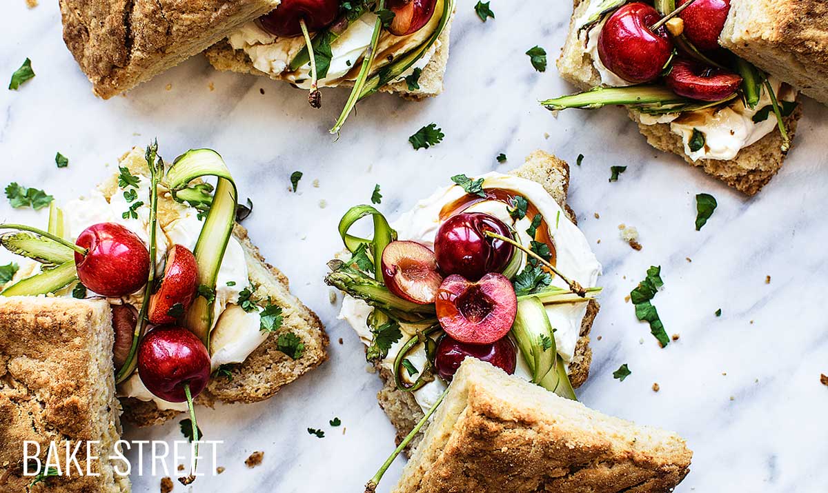 Salty scones with mascarpone, asparagus and cherries