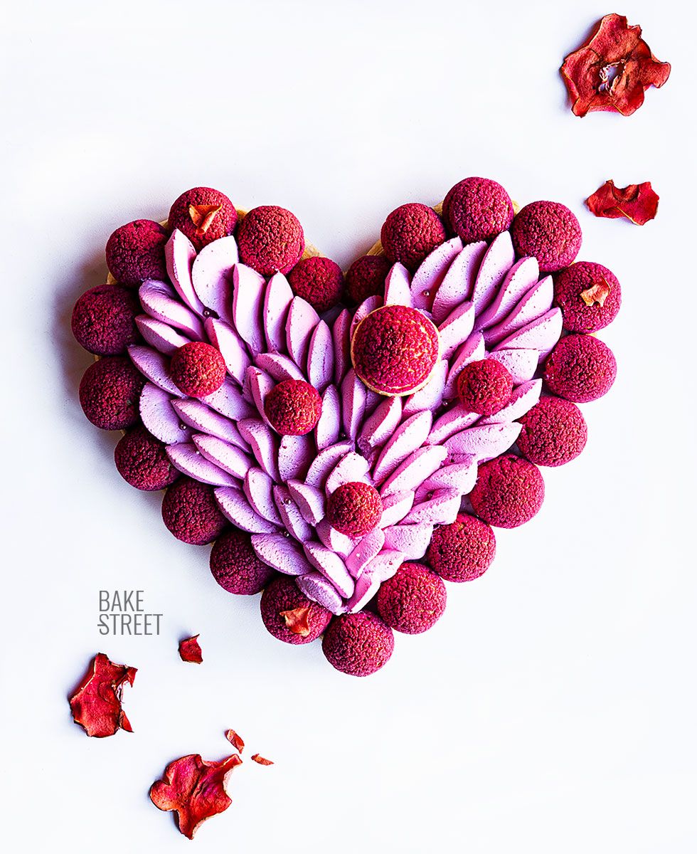 St сердце. Raspberry Eclairs.