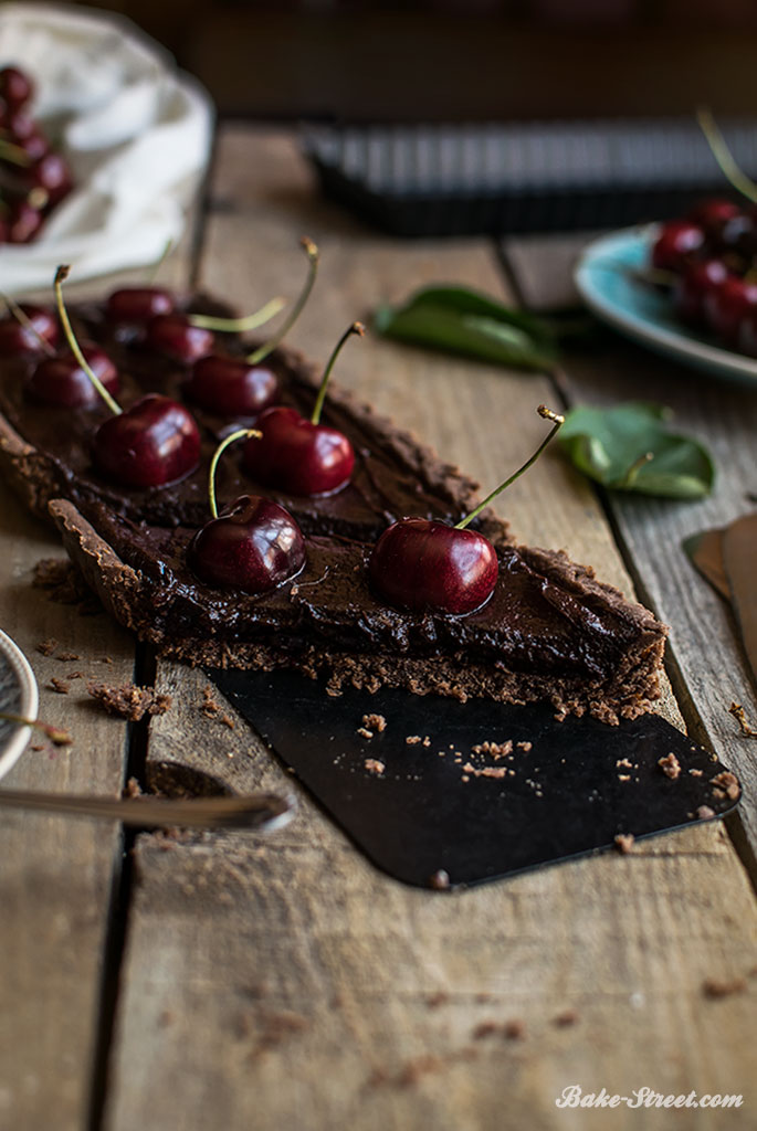 Pastel de chocolate y cerezas - Bake-Street.com