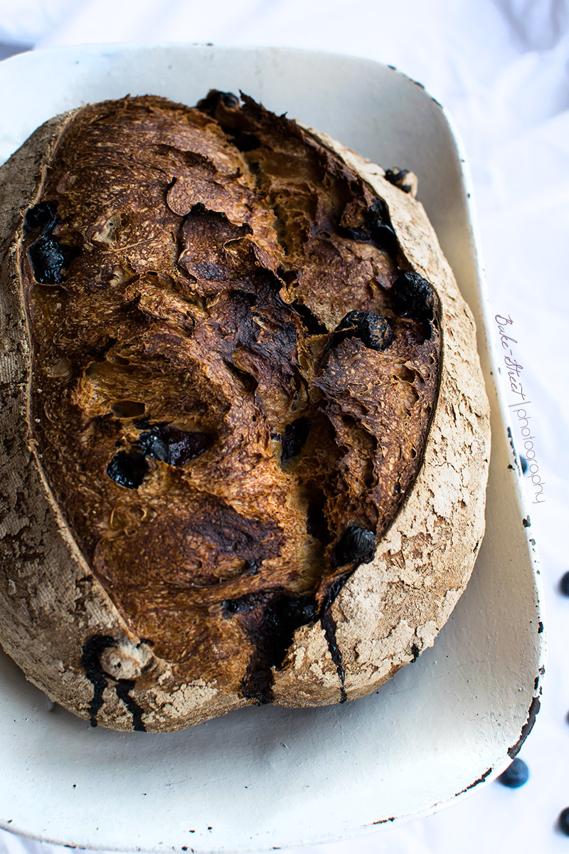 Pan de yogurt griego y arándanos