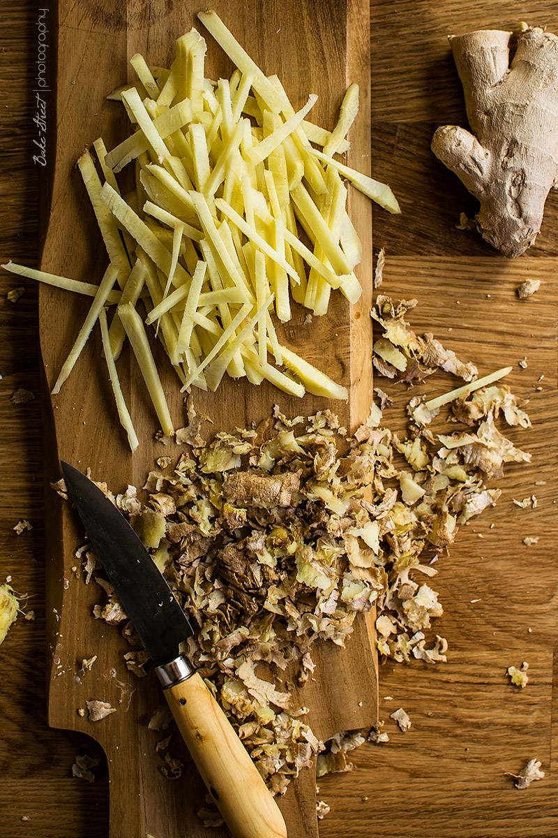 Vermicelli con feta marinado y yogurt de wasabi