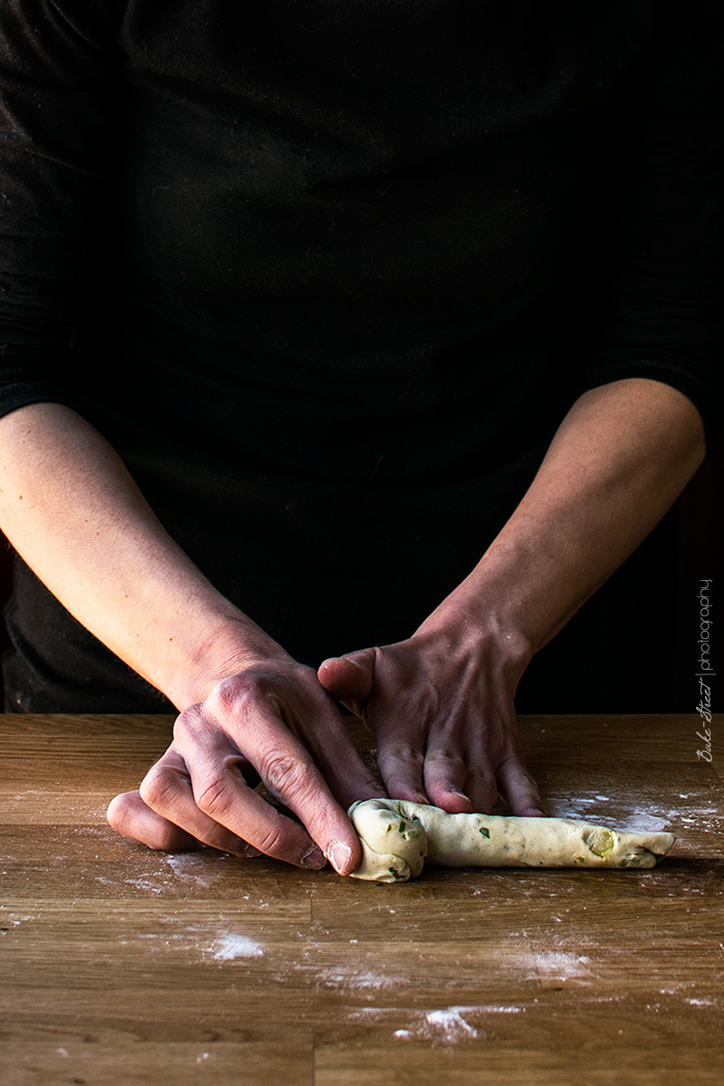 Laccha Paratha con cilantro y ajo