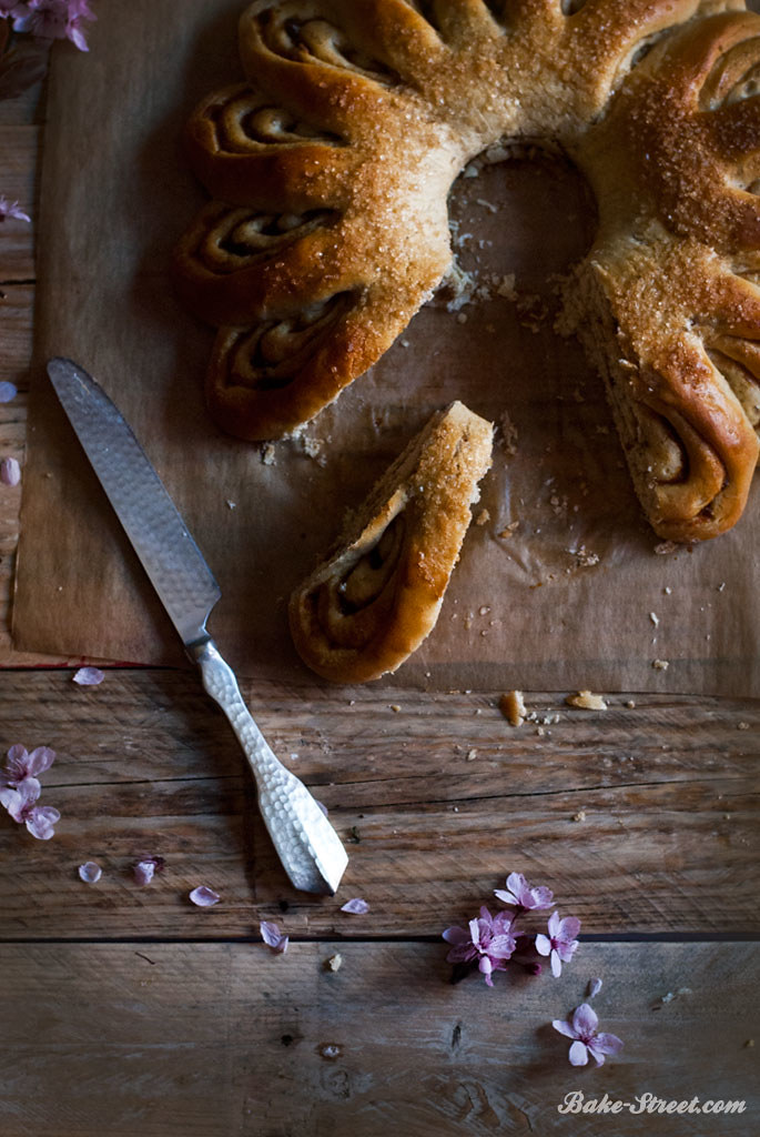 Dates & Orange Tea Ring