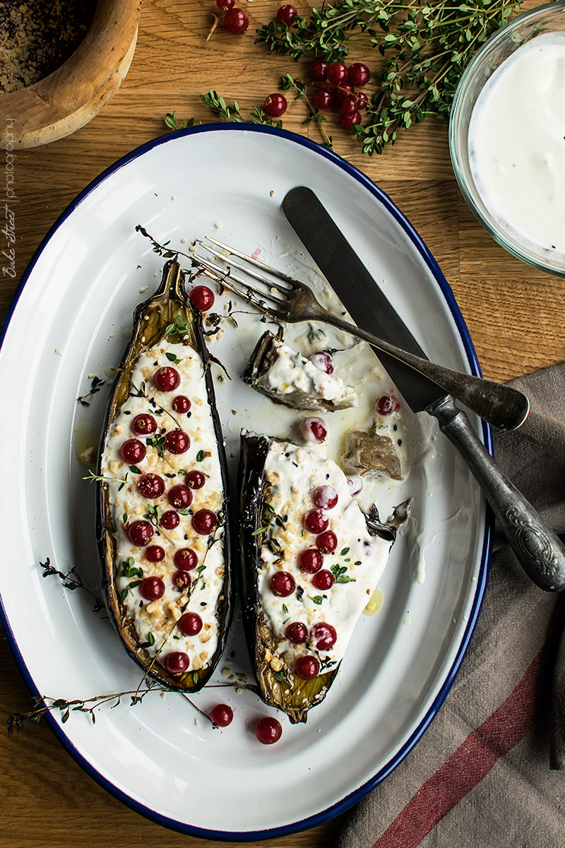 Berenjenas con salsa de buttermilk