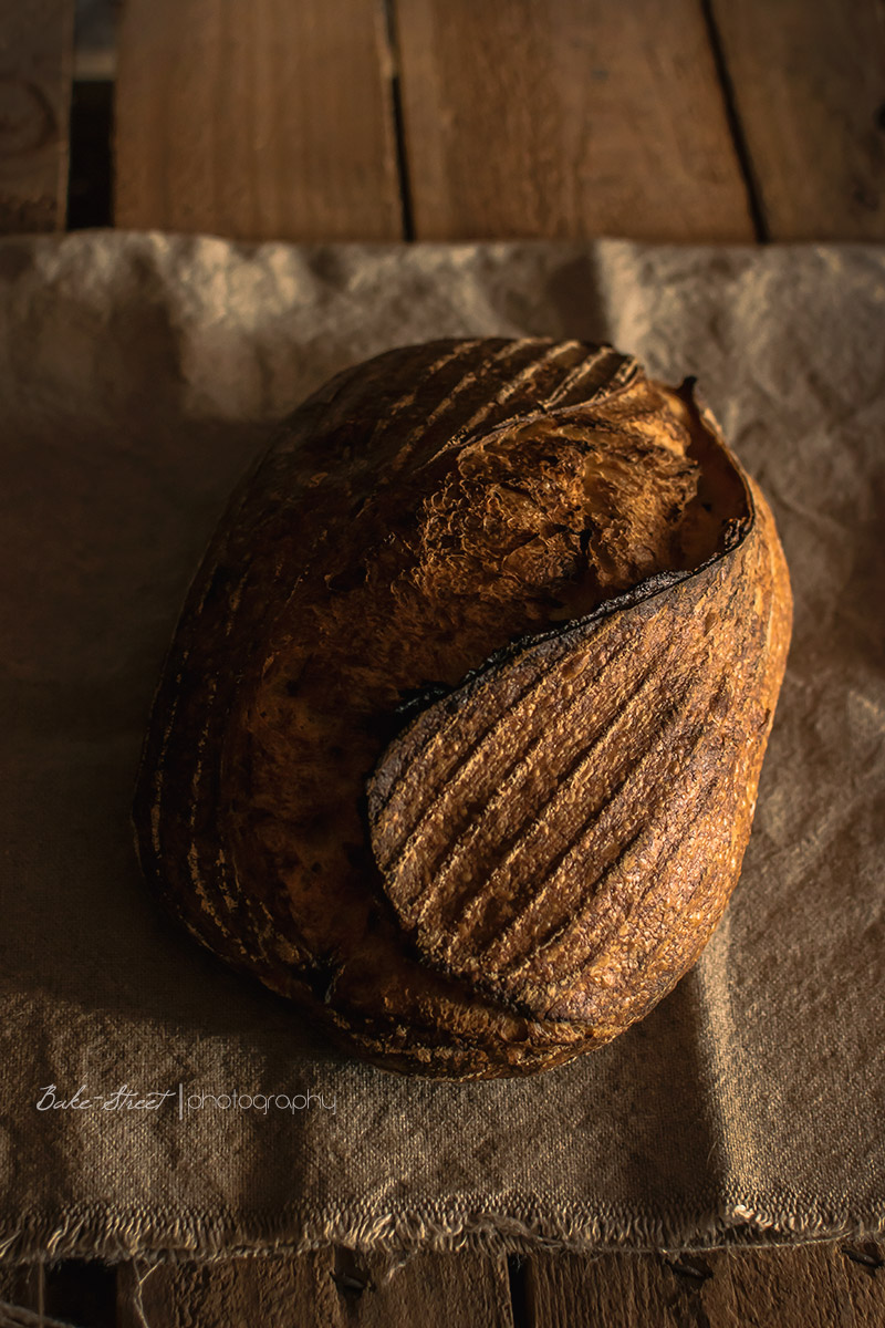 Pan con agridulce de trompetas amarillas