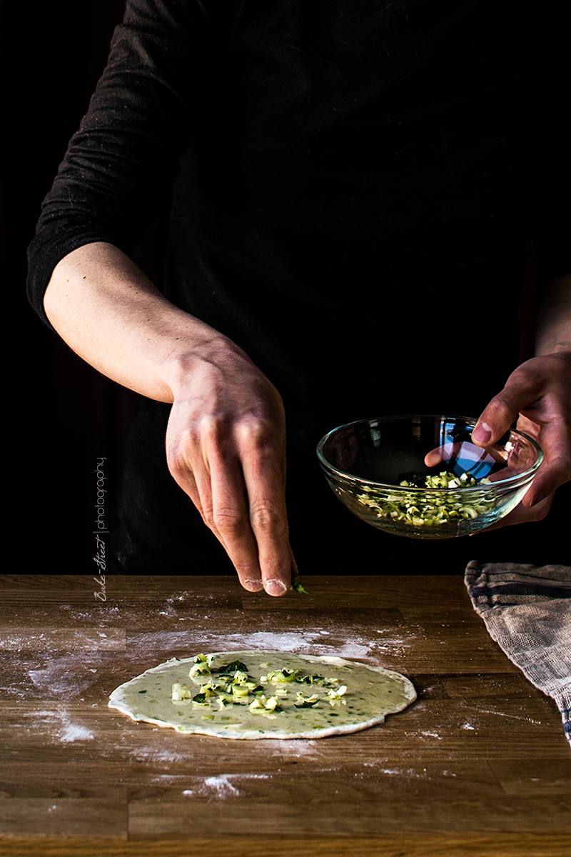 Laccha Paratha con cilantro y ajo