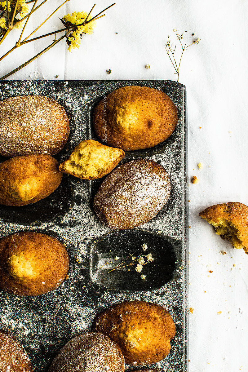 Madeleines de beurre noisette y naranjaines-5