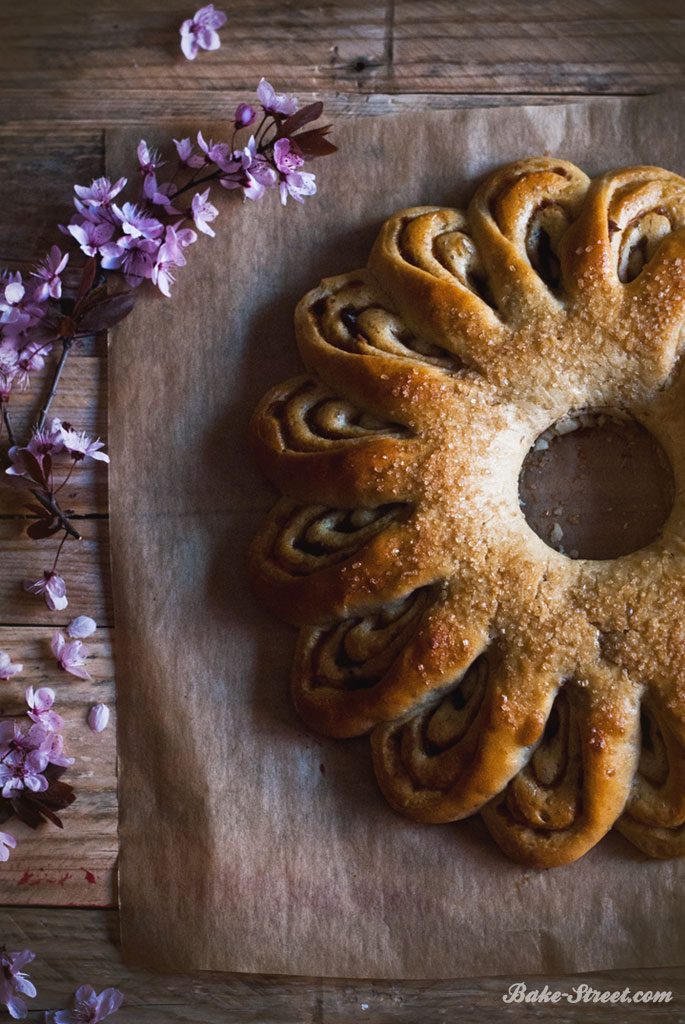 Dates & orange Tea Ring